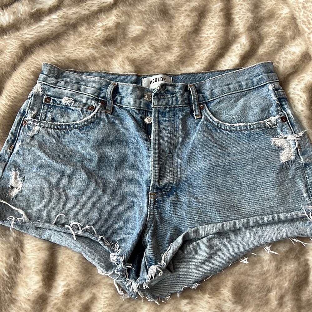 AGOLDE PARKER cutoff jean shorts
